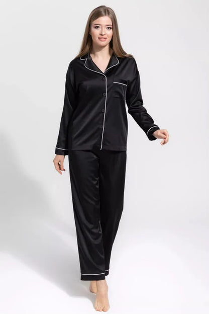 BLACK SILK NIGHT WEAR