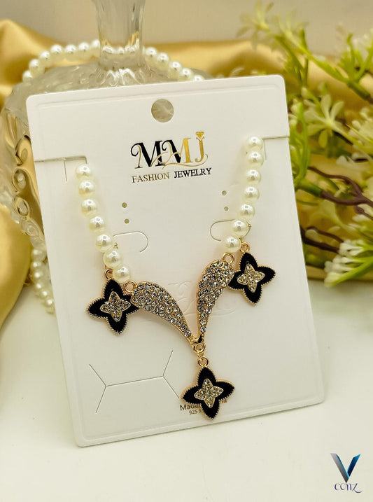 FANCY PURLS MALA LOCKET